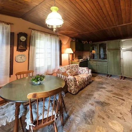 Holiday home Il Gelsomino Con Piscina Pisa