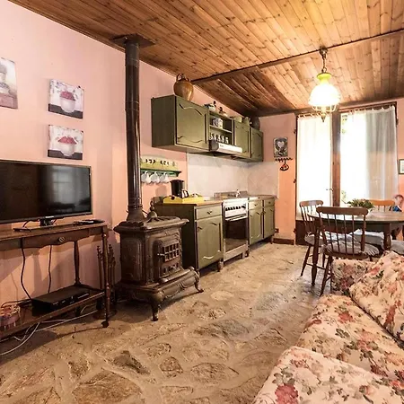 Il Gelsomino Con Piscina Holiday home *